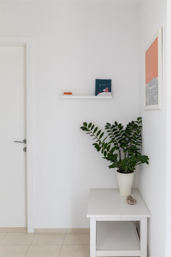 Apartments Silvija Mokošica エクステリア 写真